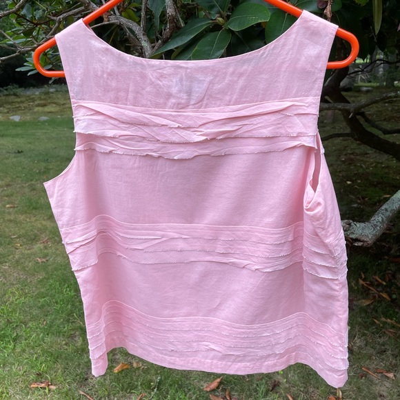 Talbots size 14 petite pretty detailed cotton pink sleeveless shirt. - Picture 2 of 3